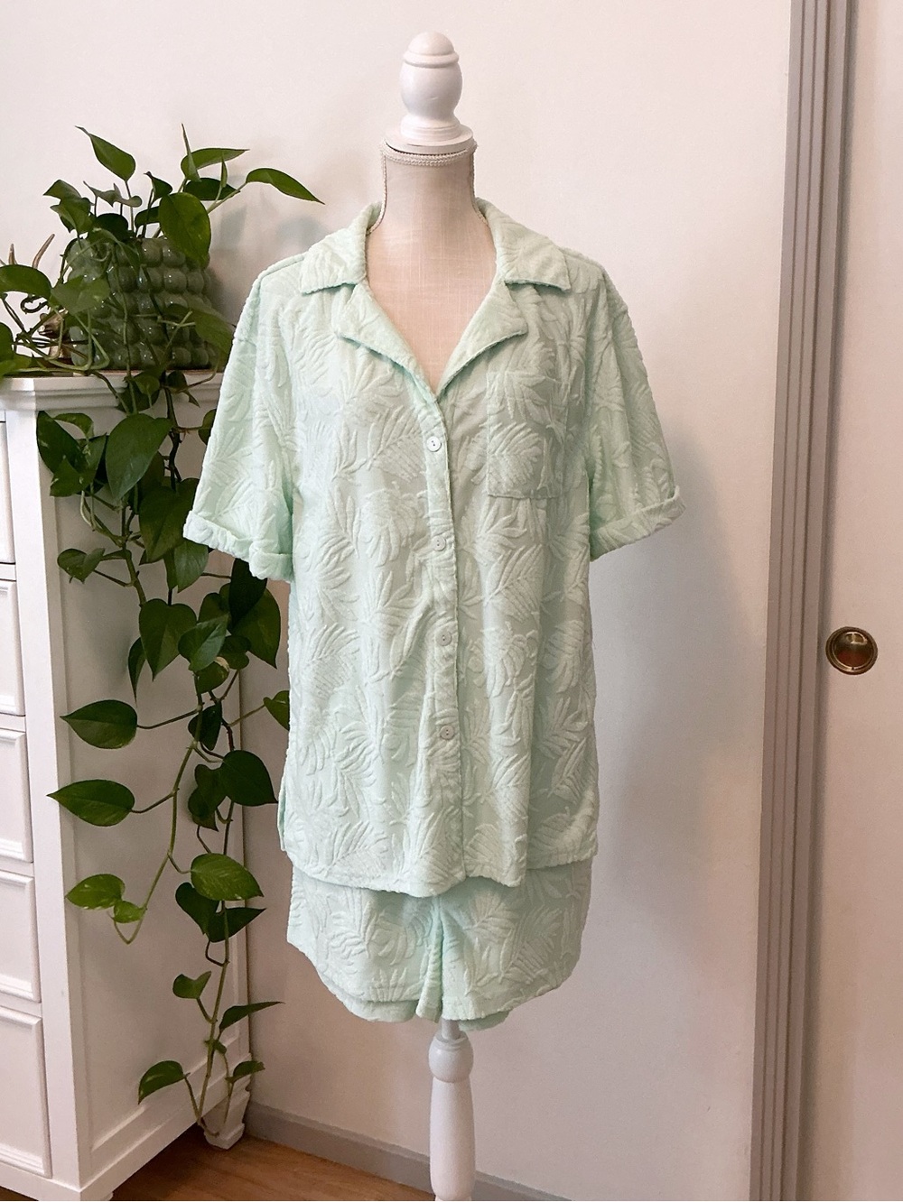 7 for All Mankind | Mint Green Terry Textured Short Loungewear Set size Medium